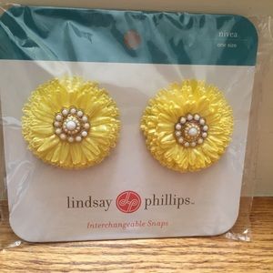 🌼Lindsay Phillips Interchangeable “Nivea” Snaps🌼